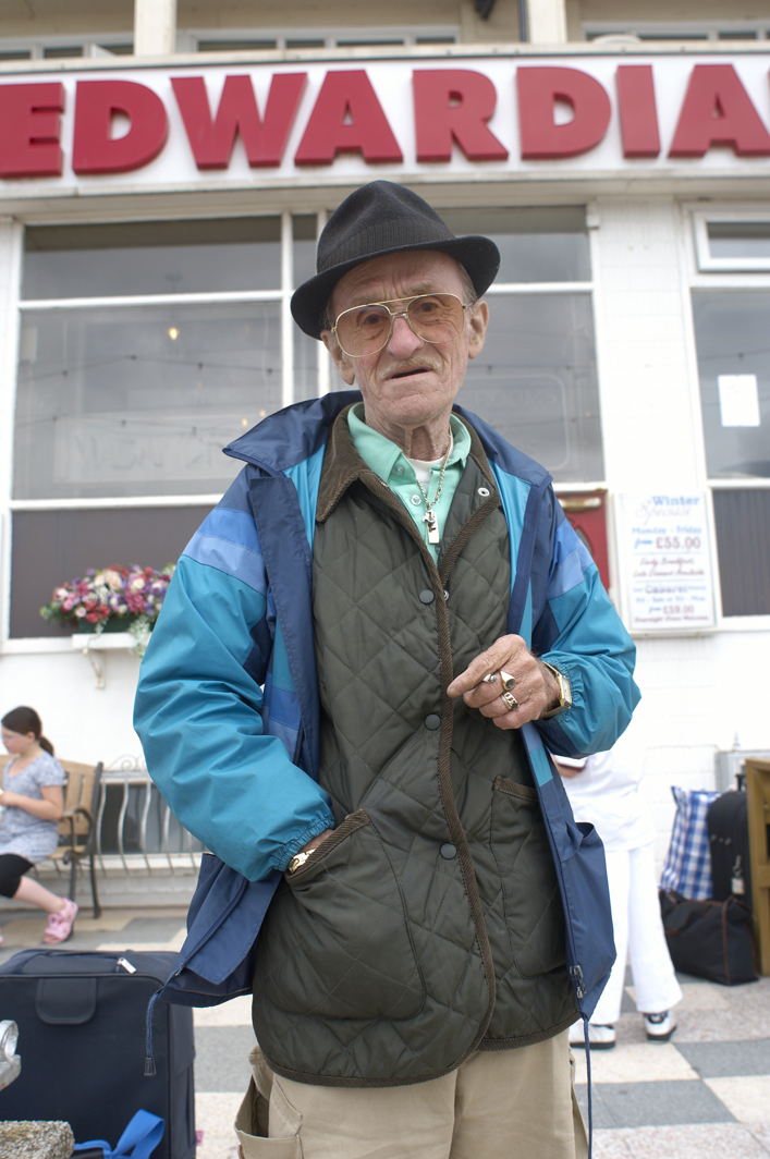 013-smoking_garry_cook