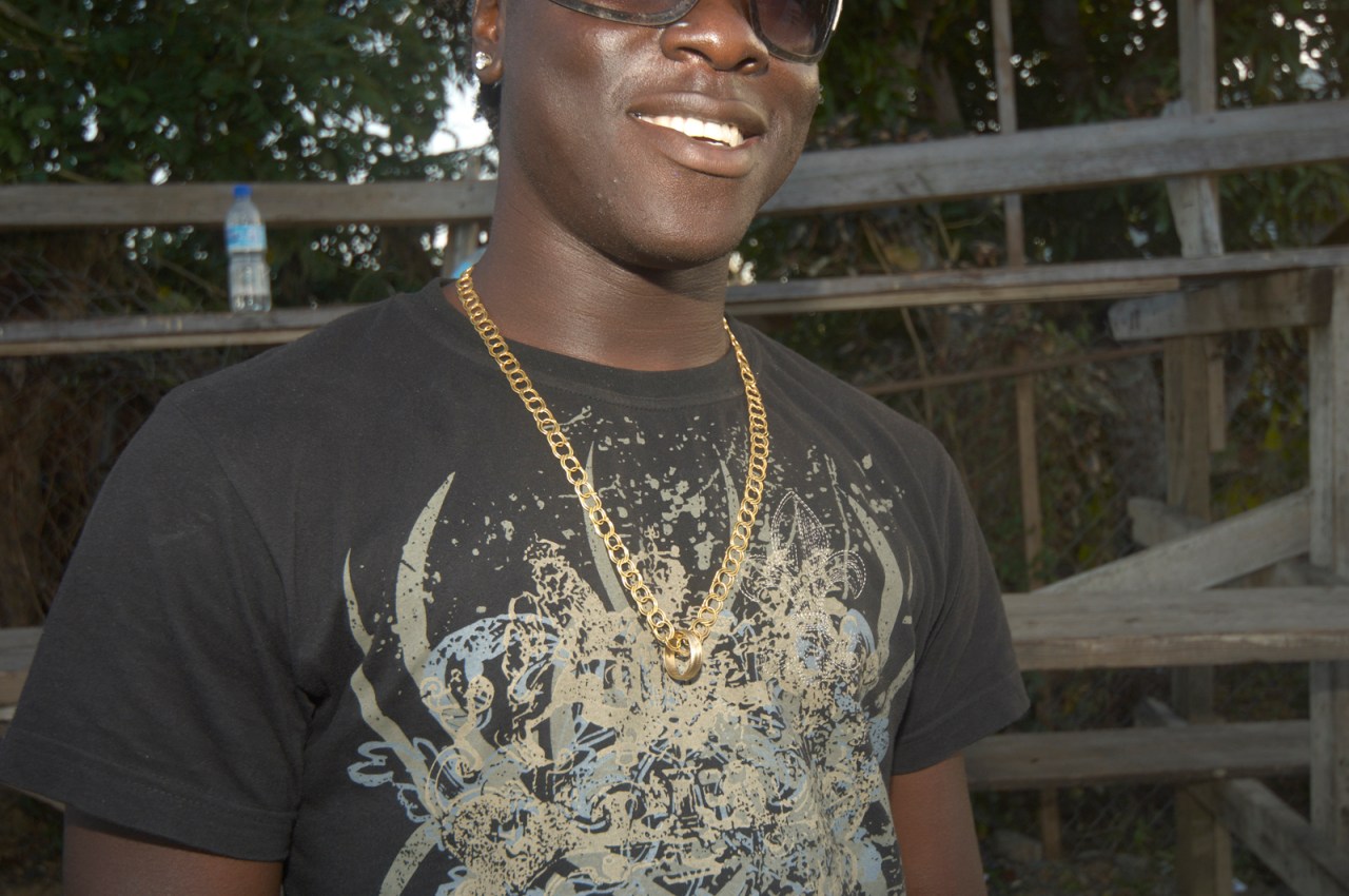 320-travel_garry_cook